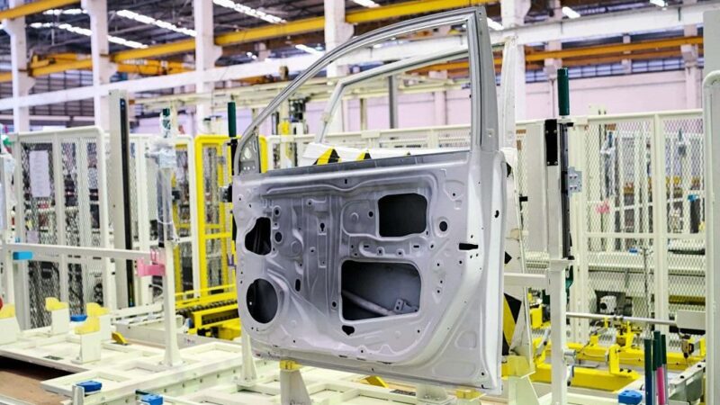 Innovative Business Opportunities in Sheet Metal Bending for the Automotive Industry